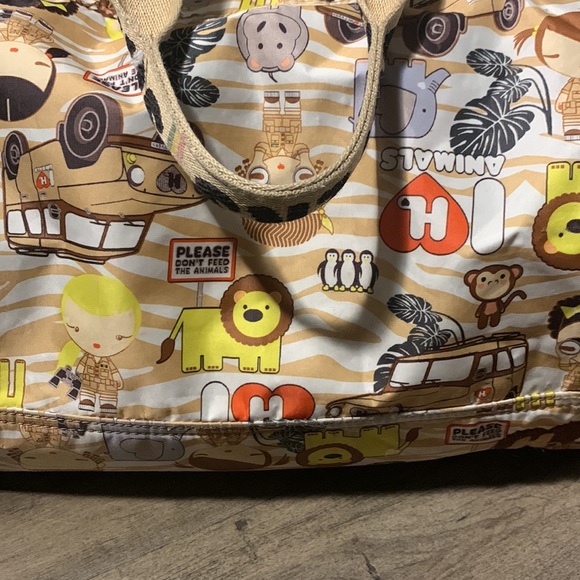 HARAJUKU LOVERS ANIMAL TOTE - Picture 2 of 9